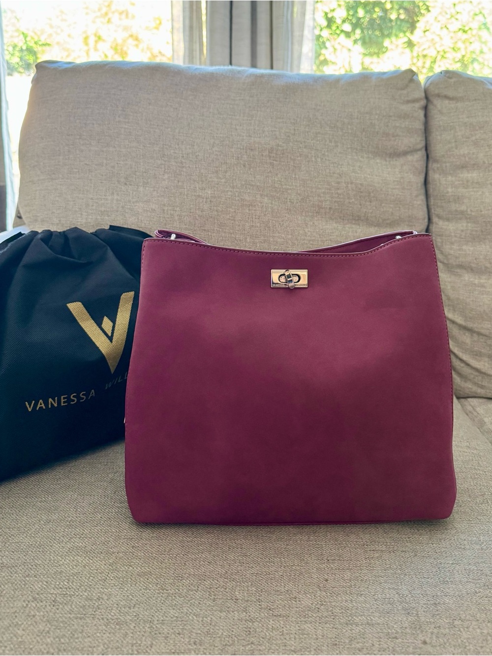 Vanessa Williams Posh Hobo Women’s Bag✨